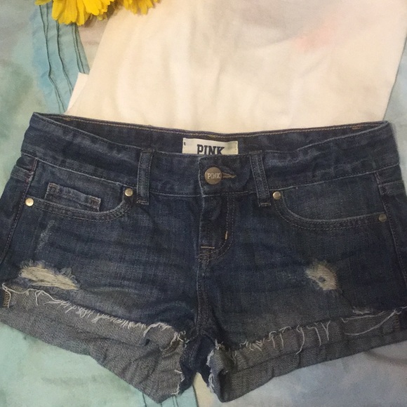 Victoria’s Secret Pink Distressed Raw Cuffed Hem Jean Shorts - Picture 3 of 8